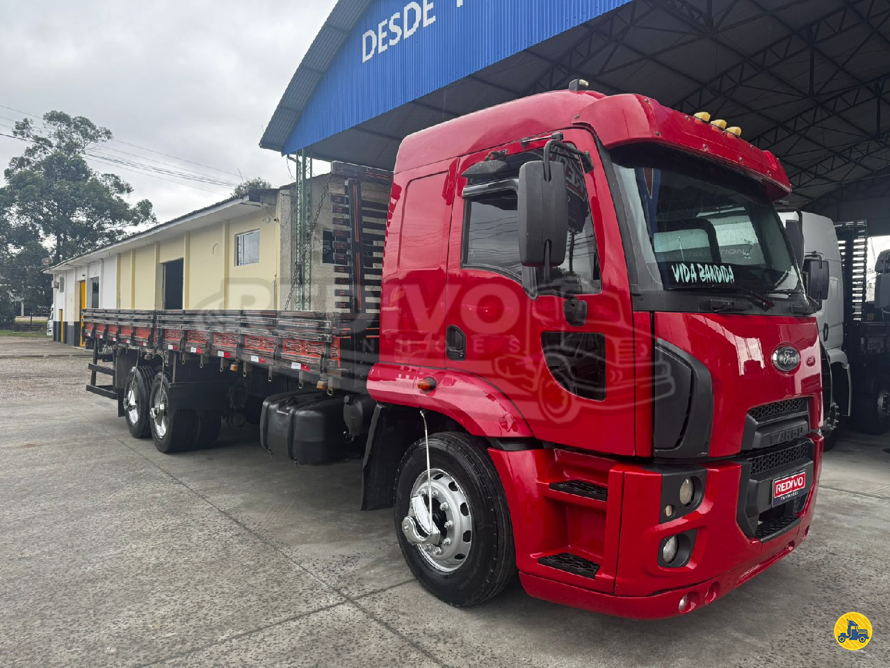 CAMINHAO FORD CARGO 2428 Carga Seca Truck 6x2 Redivo Caminhões TUBARAO SANTA CATARINA SC